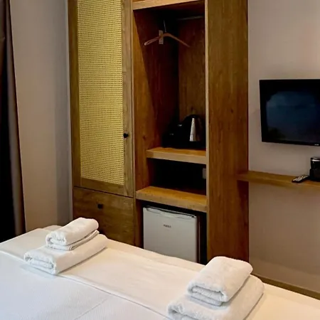 Hotel apartamentowy Miku Coast- Palasë