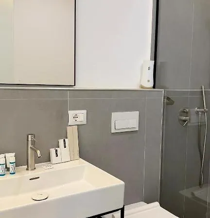 Miku Coast- Hotel apartamentowy Palasë